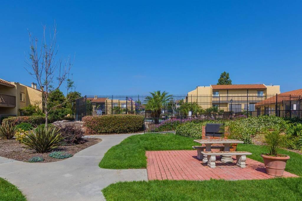 Departamento Completo En San Diego Hablamos Espanol Экстерьер фото